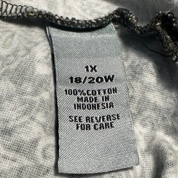 Catherines Easy Fit Tees Collection 1X Olive Green Beige Paisley V-Neck Top - Picture 4 of 10